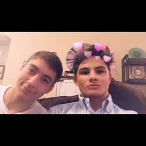 Meet your Posher, Cameron